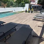Casa Do Pato 1